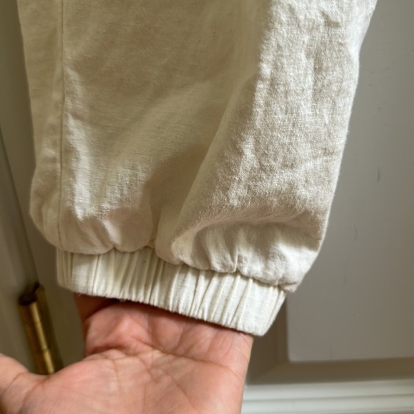 L.T.J Los Angeles Linen Blend Cropped Joggers in Optic White SzL - Picture 6 of 7